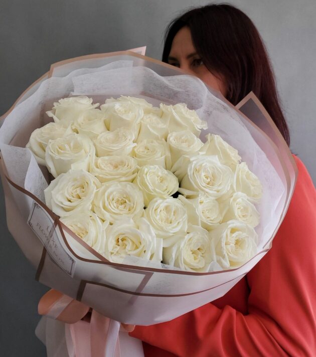 Playa Blanca White Roses